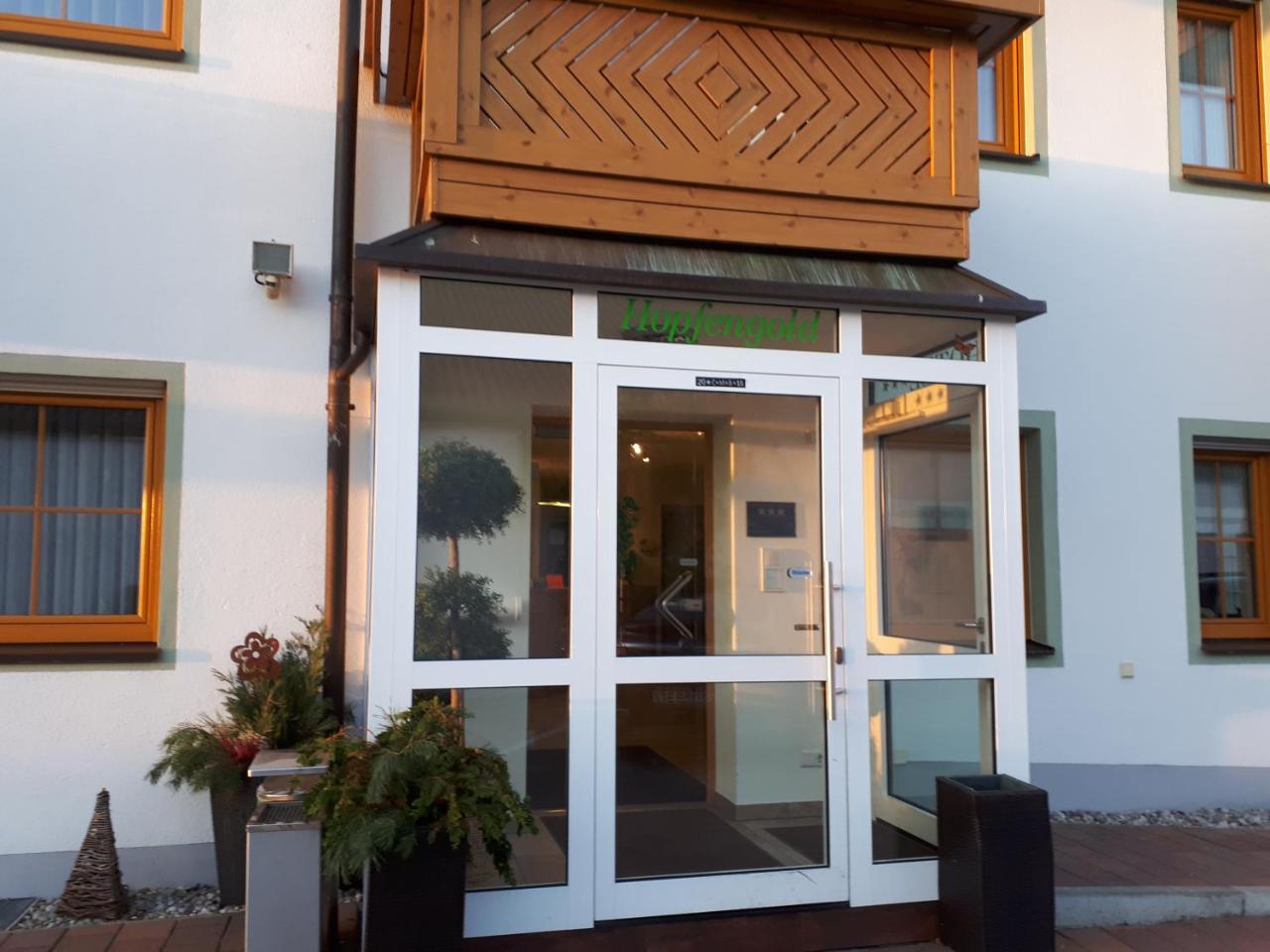 Hotel garni Hopfengold Wolnzach Exterior foto